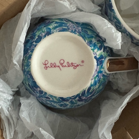NWT Lilly Pulitzer Ceramic Mugs Set of 2 - Picture 7 of 14